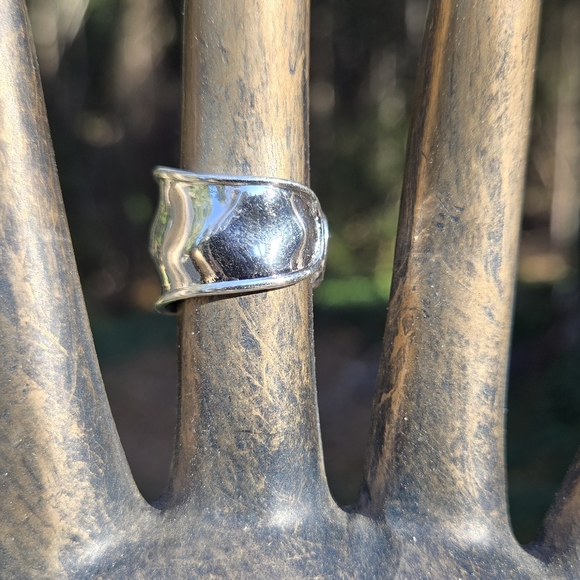 Sterling Silver Finger Cuff Ring Sz8 Adjustable - Picture 6 of 8